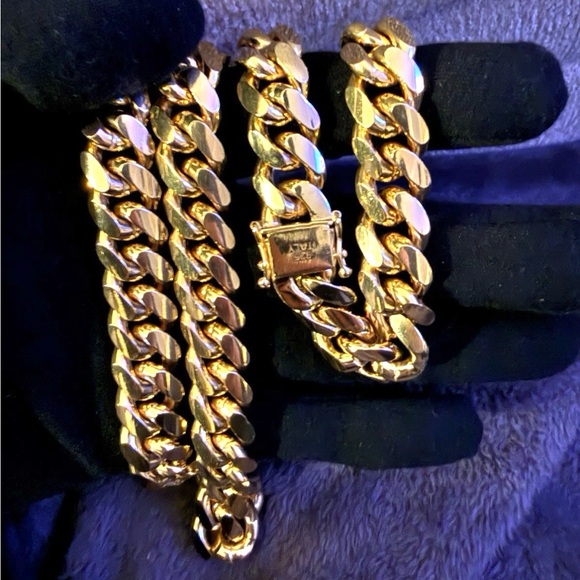 HUGE .925 Sterling Silver 28